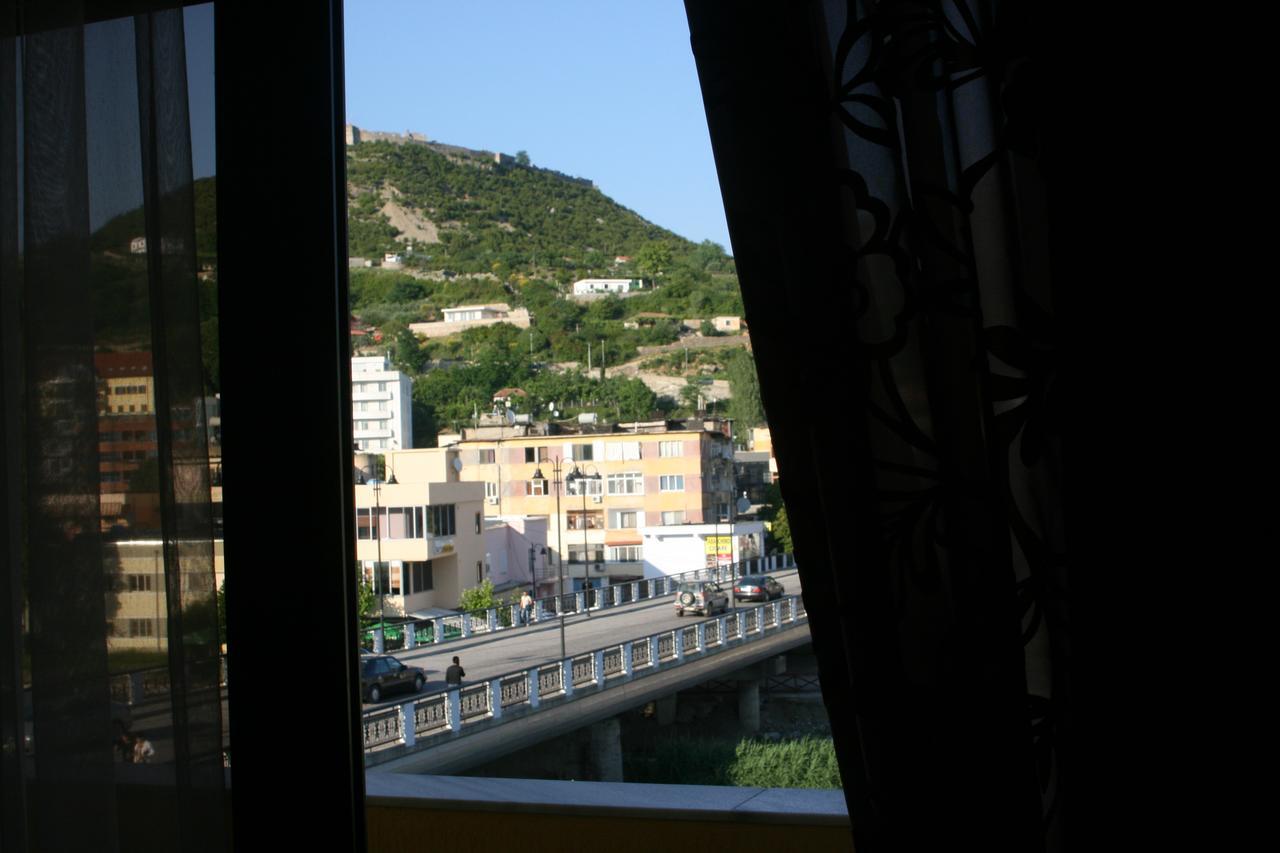Hotel Siklad Lezhe Bagian luar foto